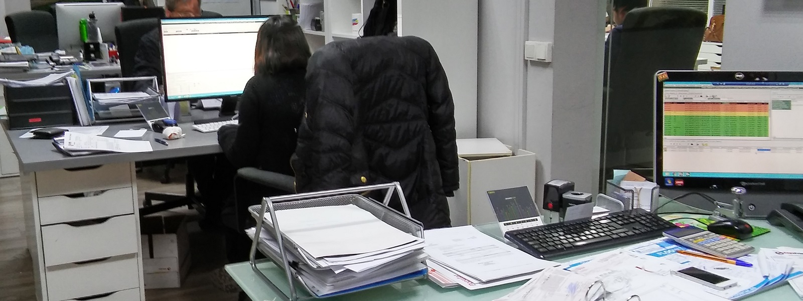 <h3>Programa&nbsp;ERP-MIS con soporte a los procesos de&nbsp;compra, producci&oacute;n, log&iacute;stica, almacenes, gesti&oacute;n contactos, crm, ventas, comercio electr&oacute;nico, documentaci&oacute;n y finanzas en empresas con uno o m&uacute;ltiples centros de trabajo.</h3>
